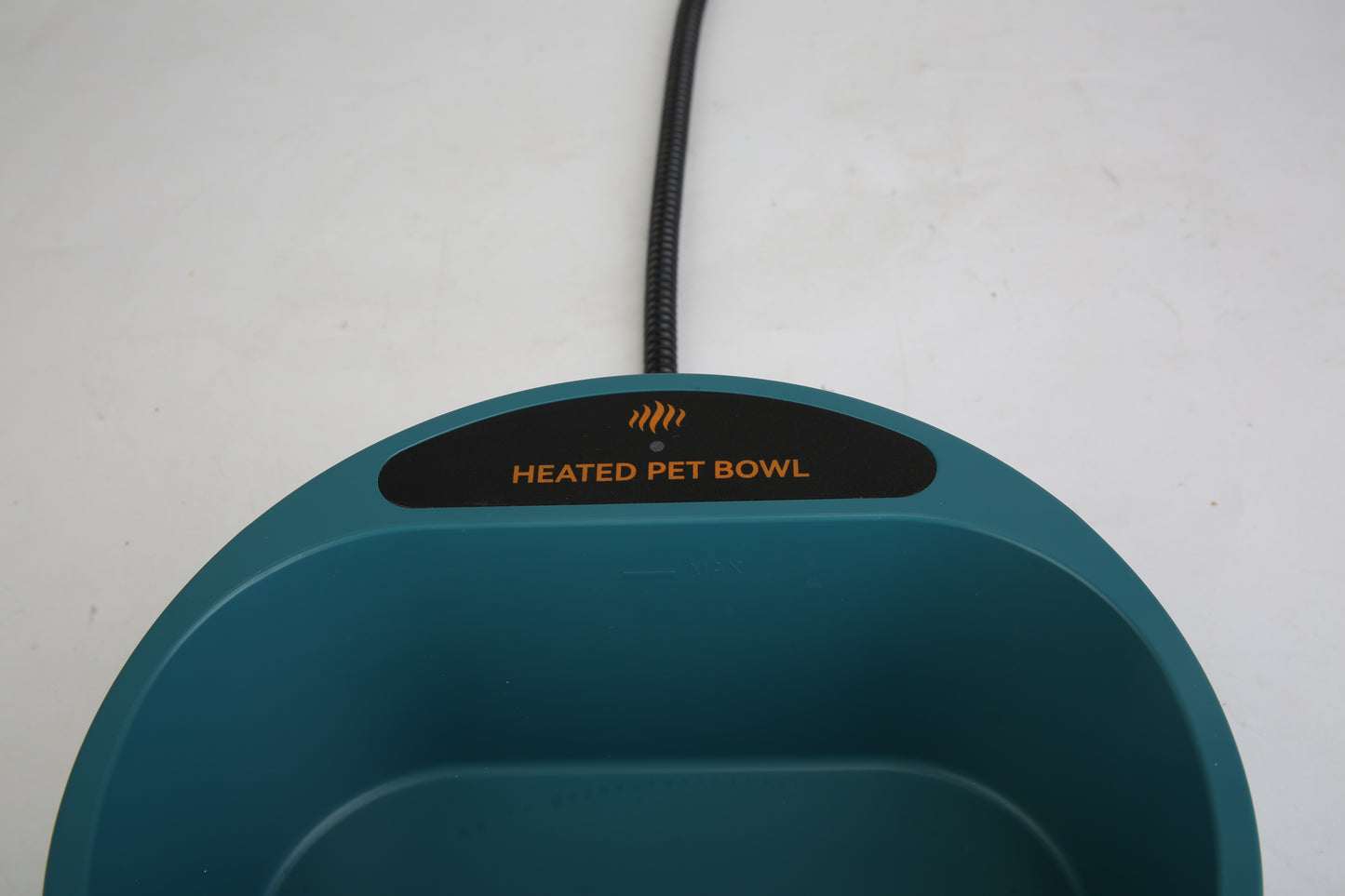 1Pc Heated Water Bowl For Dog Cat 74.4OZ Heating Water Dish IP67 Waterproof Thermal Water Bowl Heated Pet Bowl Dog Cat Water Feeder Bowl For Dog Cat Rabbit Pet